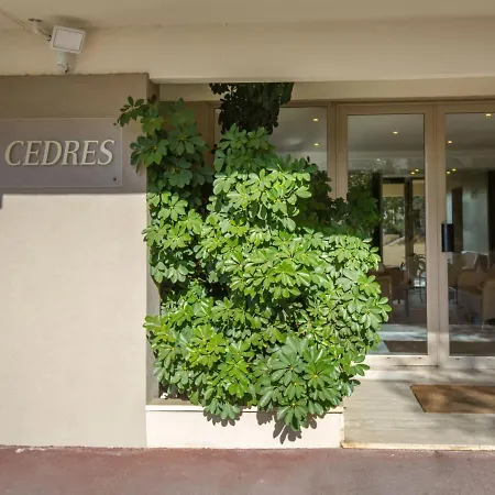 Clim. Proche Plage, Commerces & Gare Avec Wifi, Parking En Option - Fr-1-466a-15 Appartement